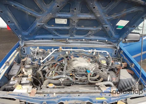 2001 Nissan Xterra Xe from USA, damaged, VIN 5N1ED28Y61C535782